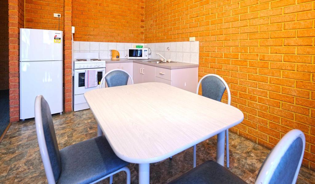Abrolhos Reef Hospedaje Geraldton Exterior foto