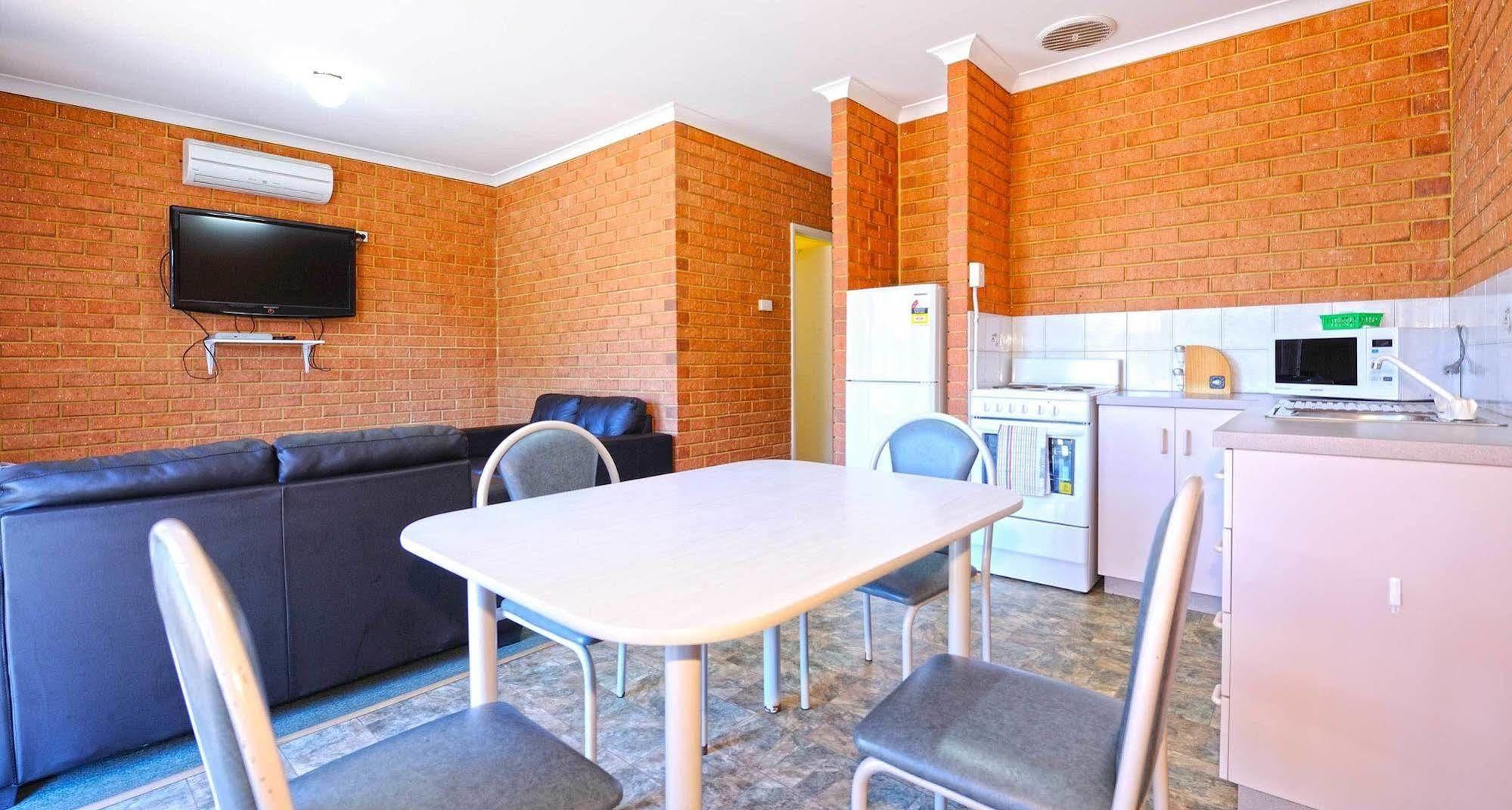 Abrolhos Reef Hospedaje Geraldton Exterior foto